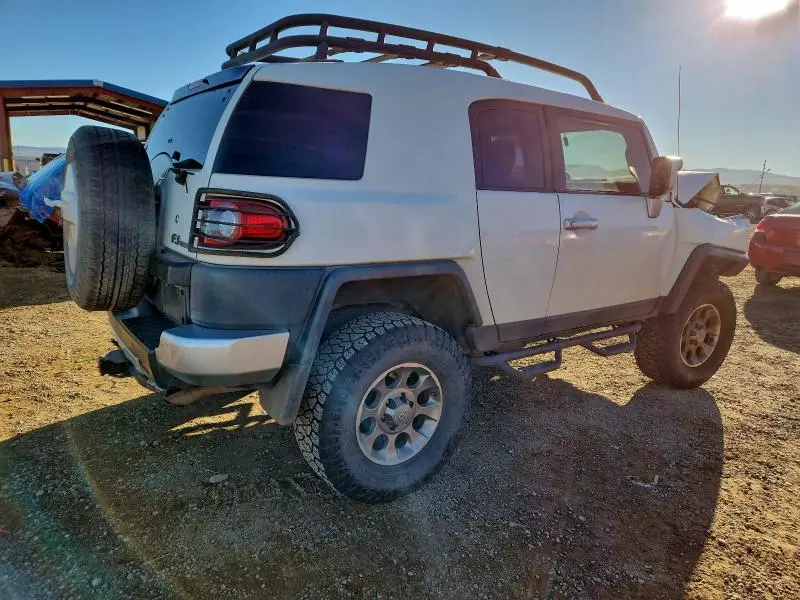 2012 TOYOTA FJ CRUISER BASE  