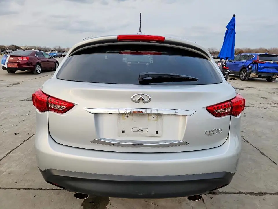 2017 INFINITI QX70 BASE  
