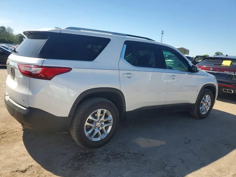 2018 CHEVROLET TRAVERSE LT  