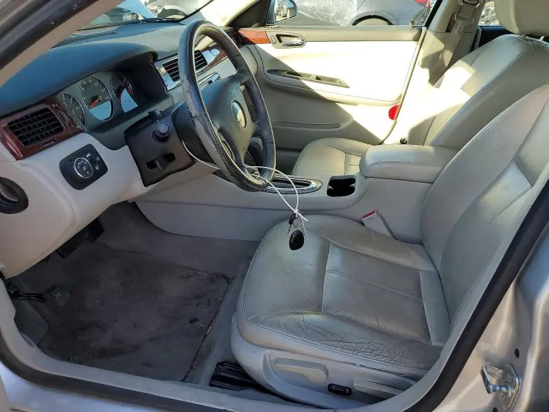 2010 CHEVROLET IMPALA LT  