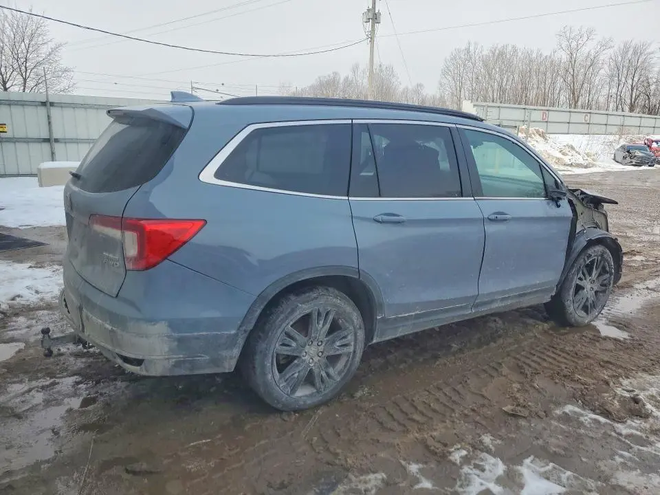 2022 HONDA PILOT SE  
