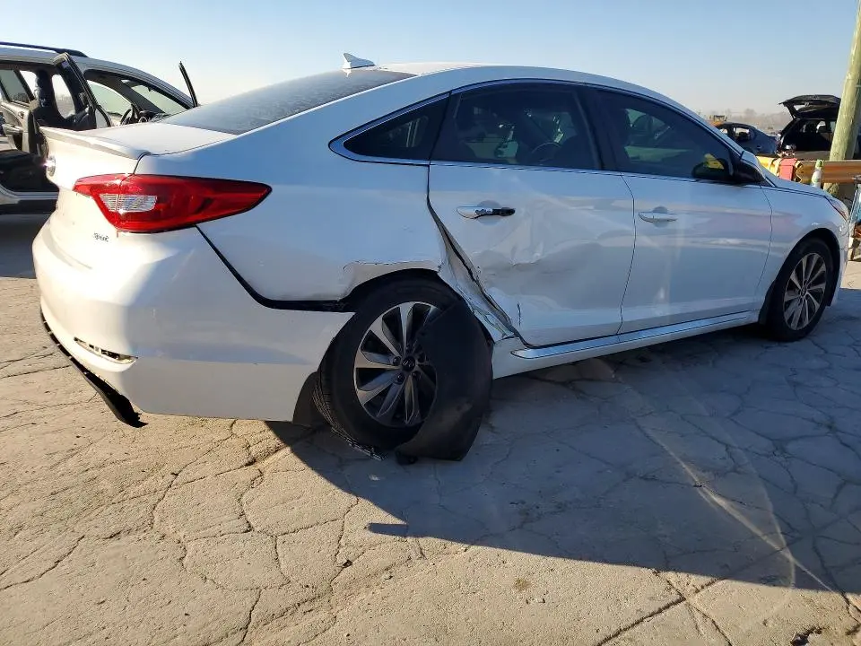 2016 HYUNDAI SONATA SPORT  