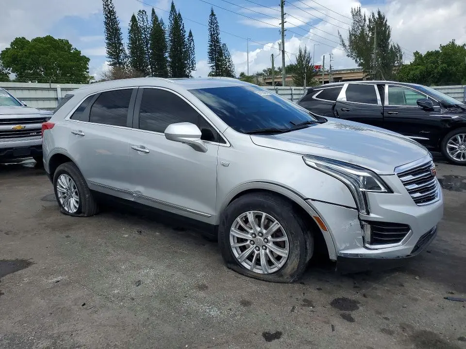2018 CADILLAC XT5   