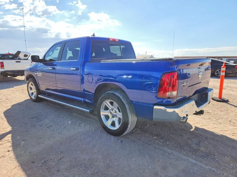 2017 RAM 1500 SLT  