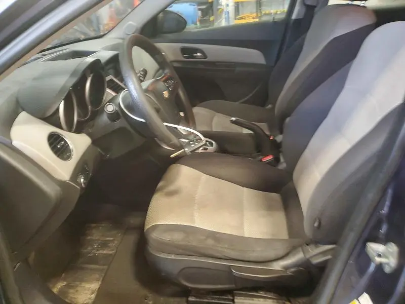 2013 CHEVROLET CRUZE LS  