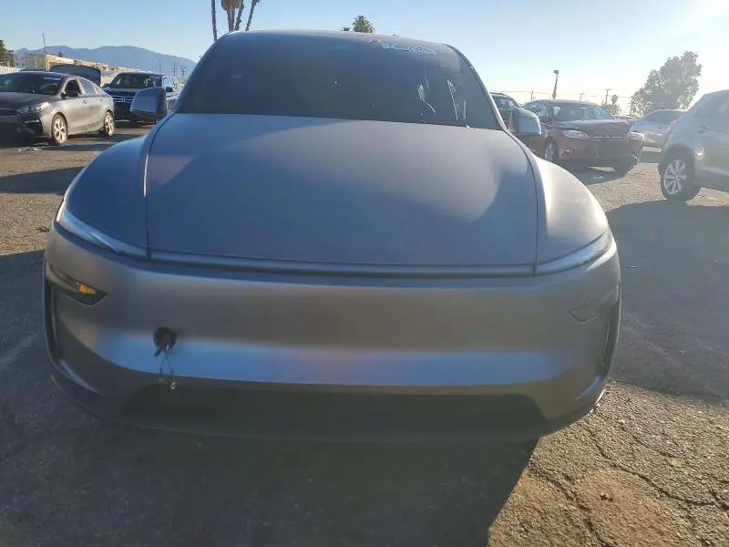 2026 TESLA MODEL Y   