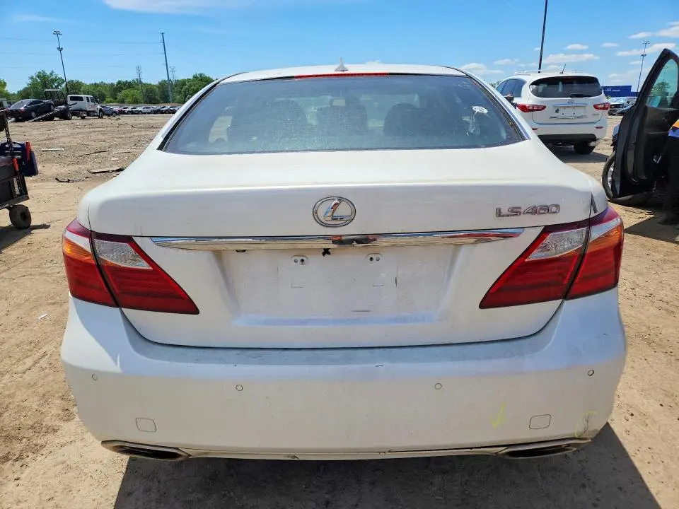 2010 LEXUS LS 460  