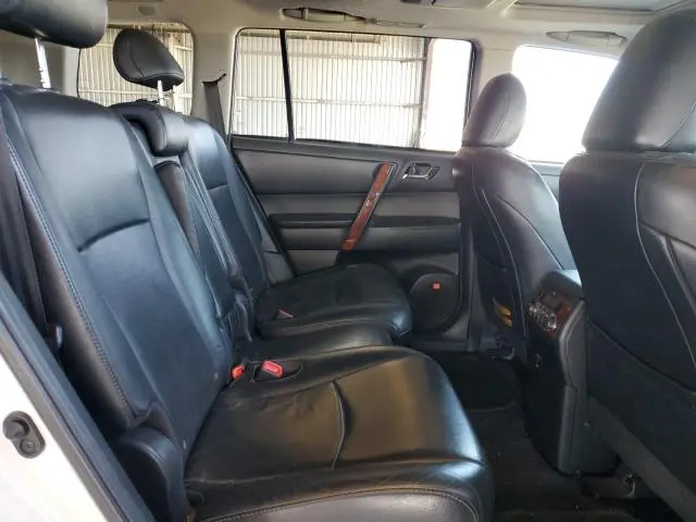 2013 TOYOTA HIGHLANDER LIMITED  