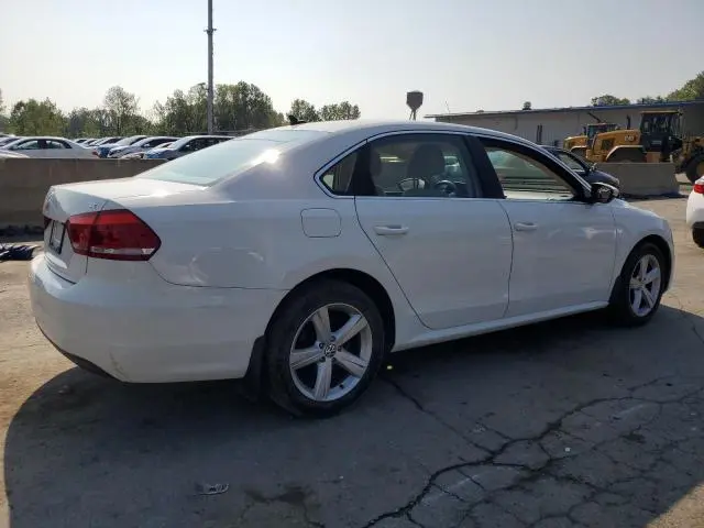 2012 VOLKSWAGEN PASSAT SE  