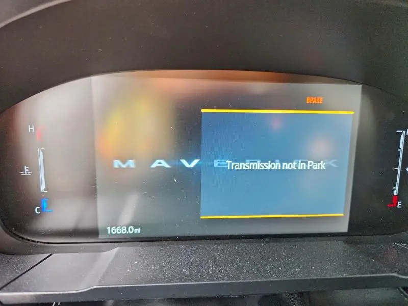 2025 FORD MAVERICK XLT  