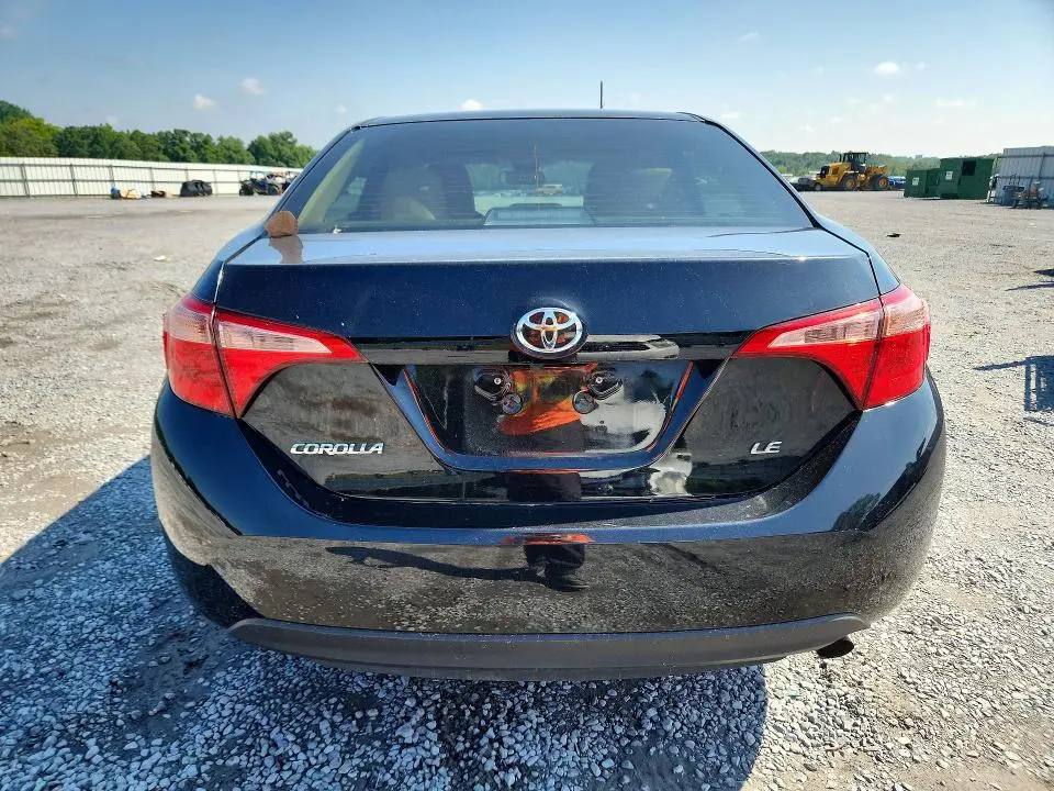 2018 TOYOTA COROLLA LE  