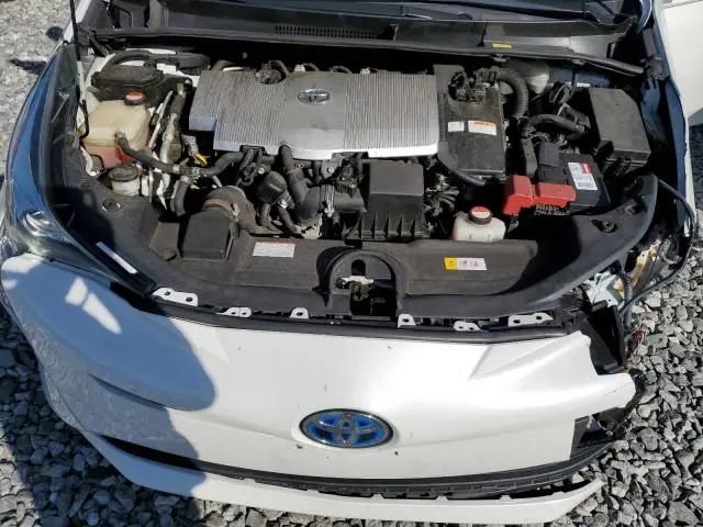2016 TOYOTA PRIUS   