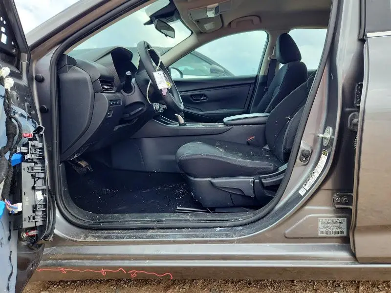 2024 NISSAN SENTRA S  