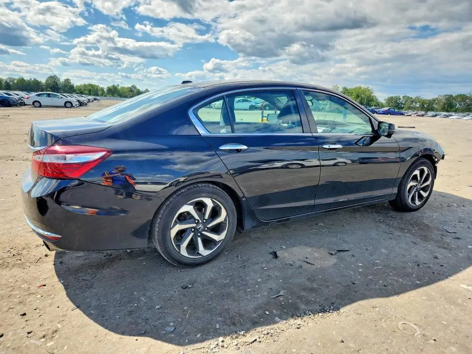 2017 HONDA ACCORD EX  