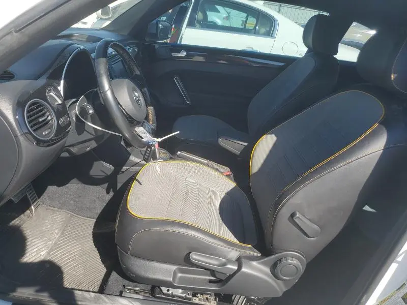 2016 VOLKSWAGEN BEETLE DUNE  