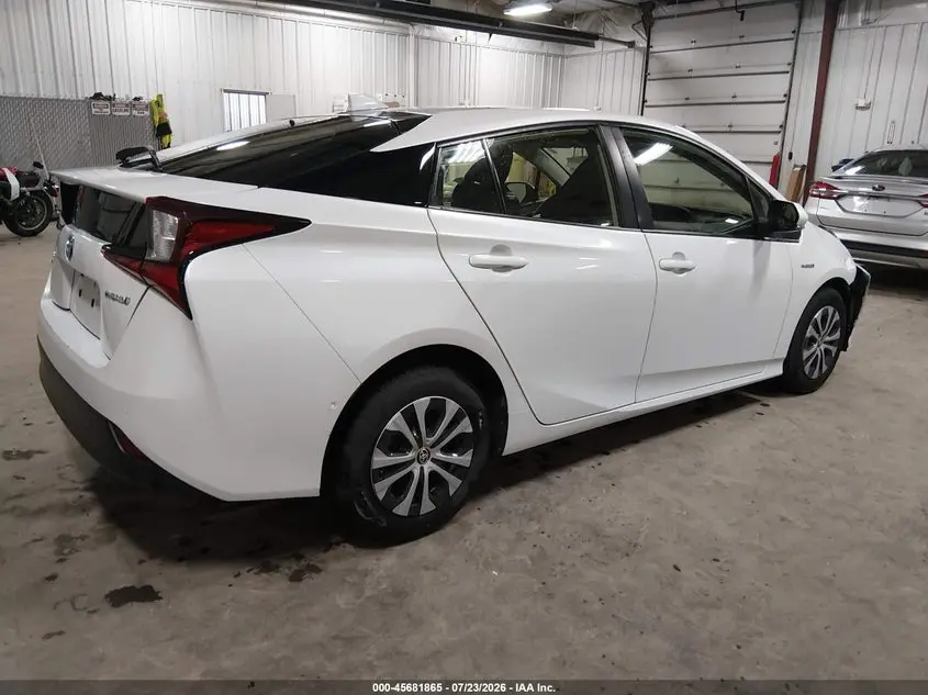 2021 TOYOTA PRIUS LE AWD-E