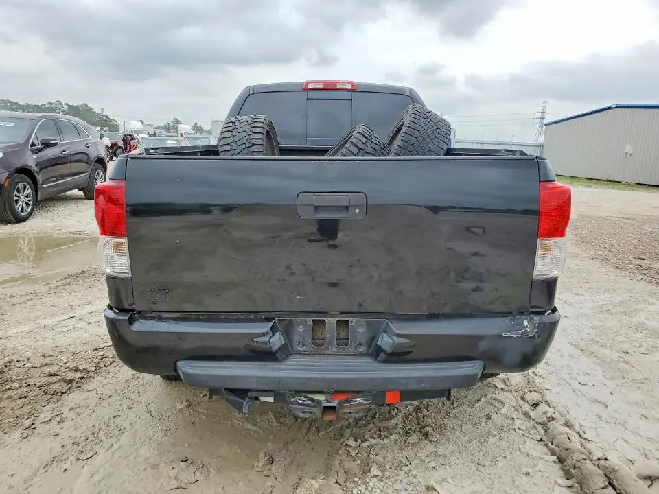 2010 TOYOTA TUNDRA DOUBLE CAB SR5  