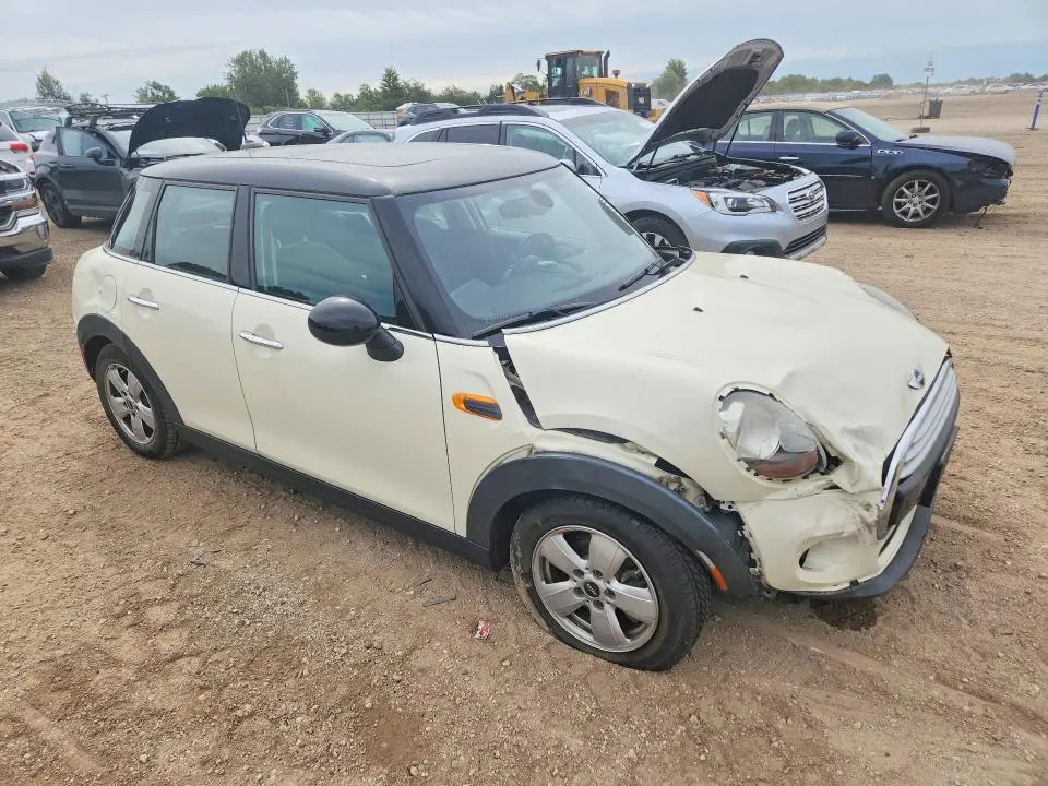 2015 MINI COOPER   