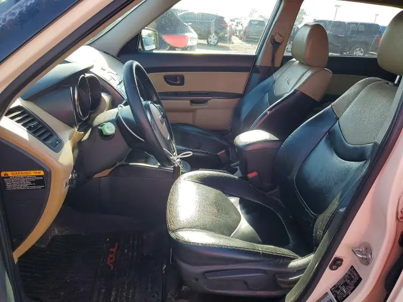 2011 KIA SOUL !  