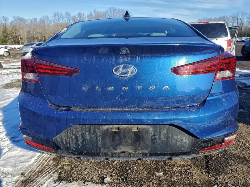 2020 HYUNDAI ELANTRA SEL  