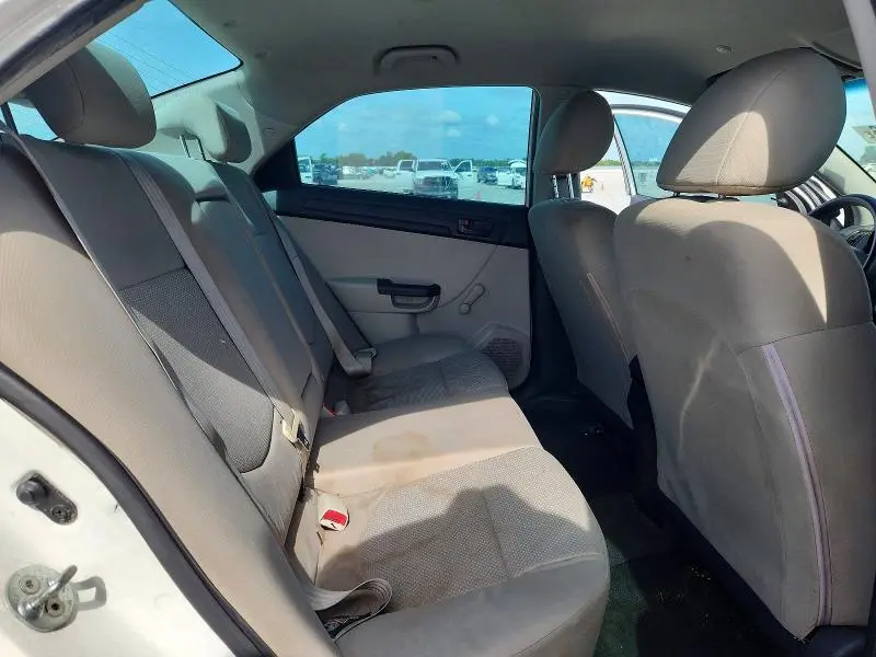 2011 KIA FORTE LX  