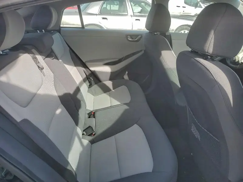 2020 HYUNDAI IONIQ SE  