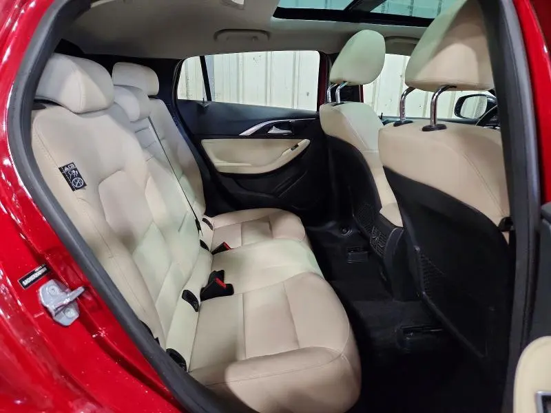2019 INFINITI QX30 ESSENTIAL  
