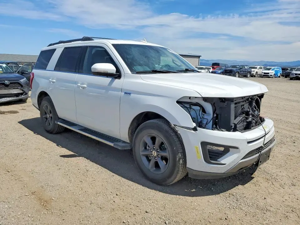 2021 FORD EXPEDITION XLT  