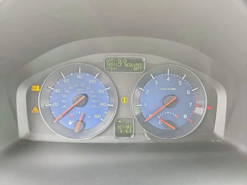 2010 VOLVO S40 T5  