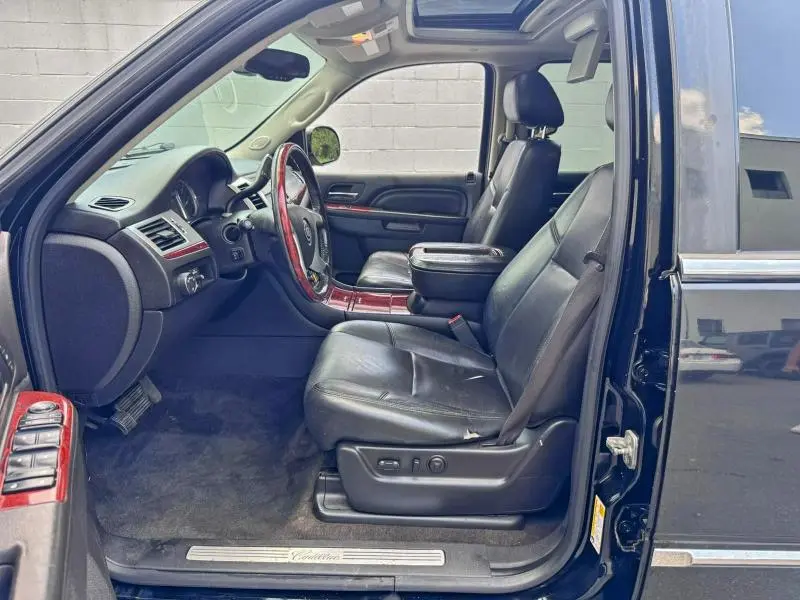 2012 CADILLAC ESCALADE PREMIUM  