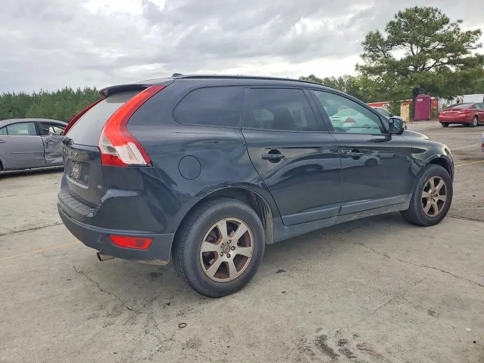 2010 VOLVO XC60 3.2  