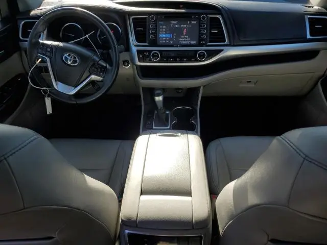 2014 TOYOTA HIGHLANDER XLE  