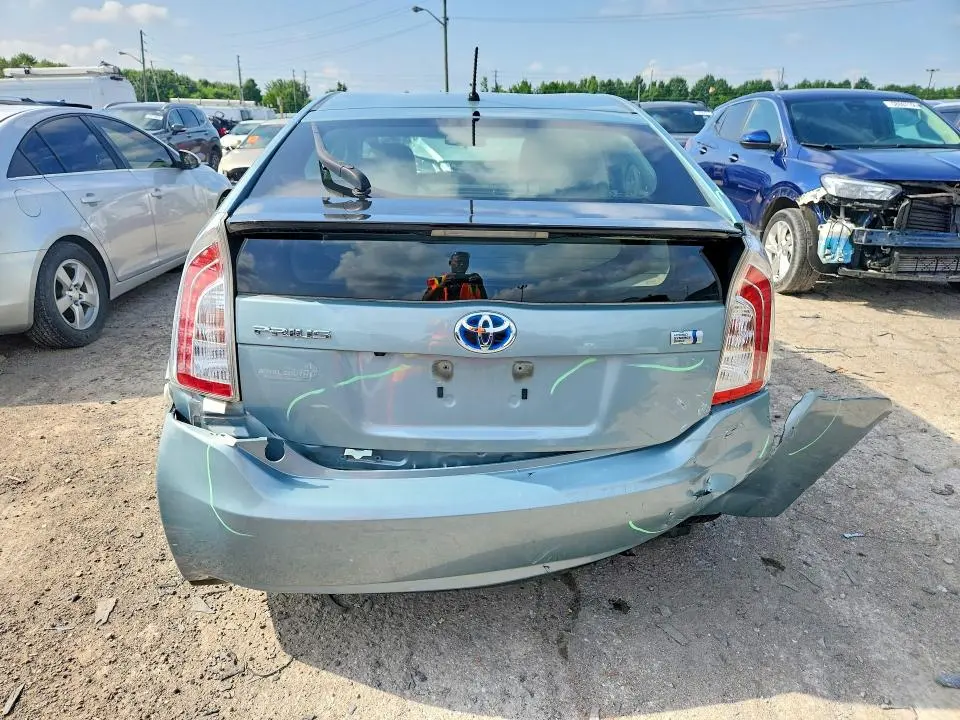 2015 TOYOTA PRIUS TWO  
