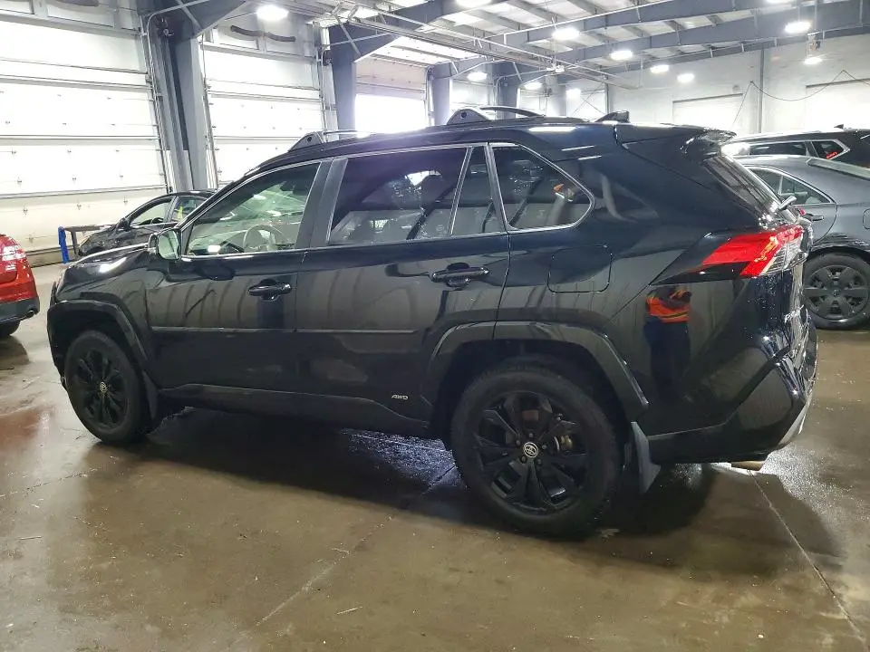 2023 TOYOTA RAV4 SE  