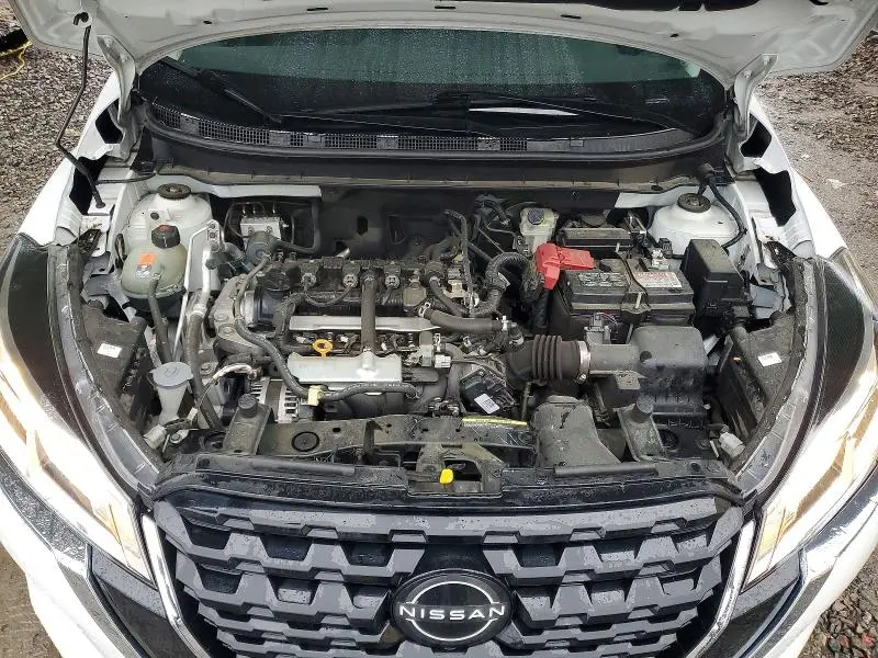 2022 NISSAN KICKS S  