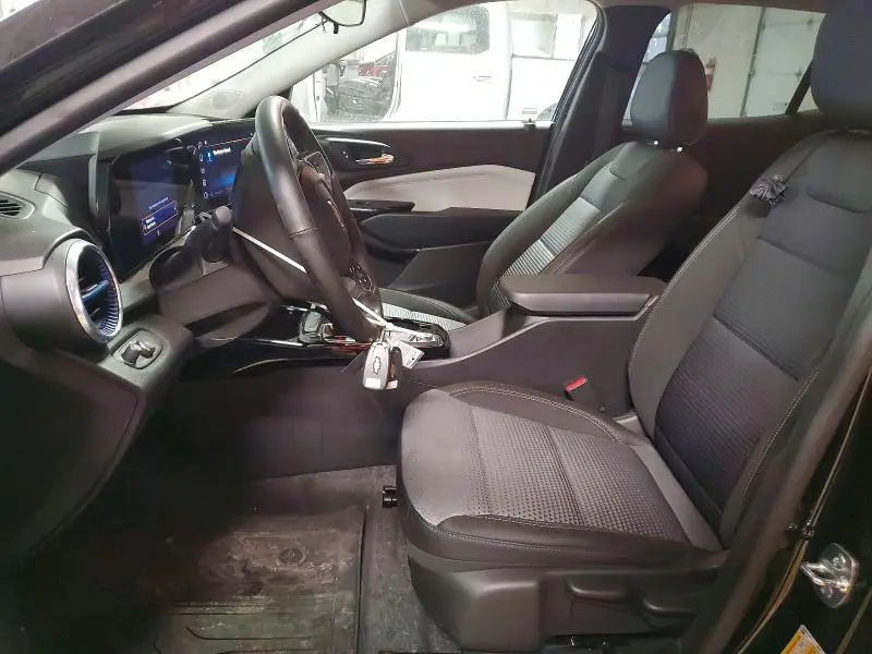 2025 CHEVROLET TRAX 1LT  