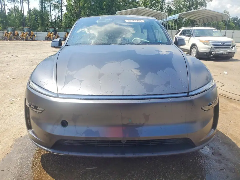 2026 TESLA MODEL Y   