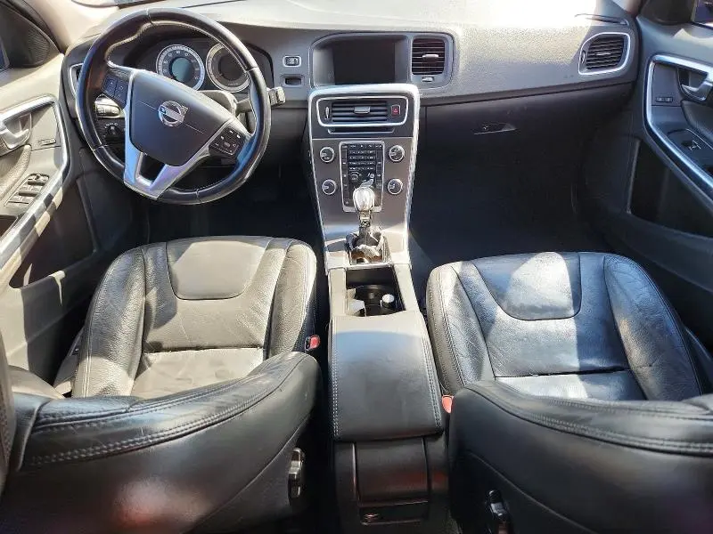 2013 VOLVO S60 T5  