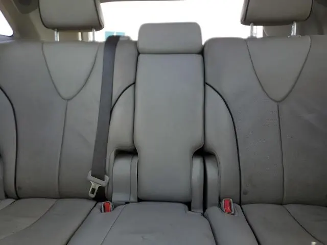 2015 TOYOTA VENZA LE  