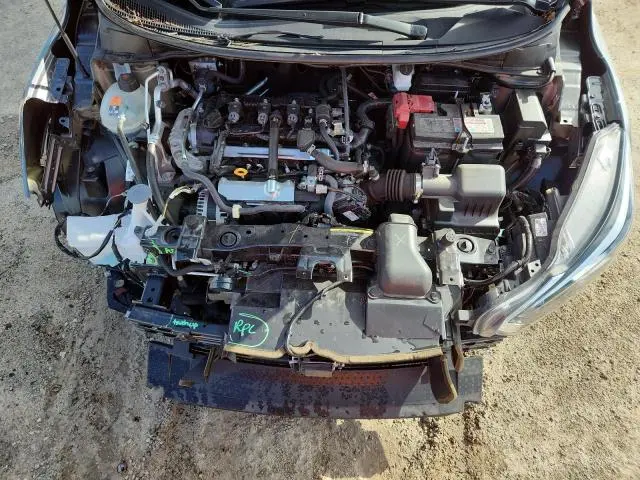 2024 NISSAN VERSA SV  
