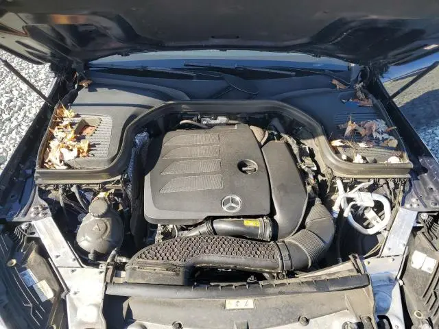 2021 MERCEDES-BENZ GLC 300  