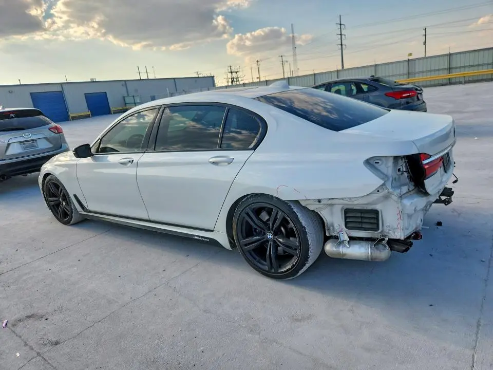 2019 BMW 750 I  