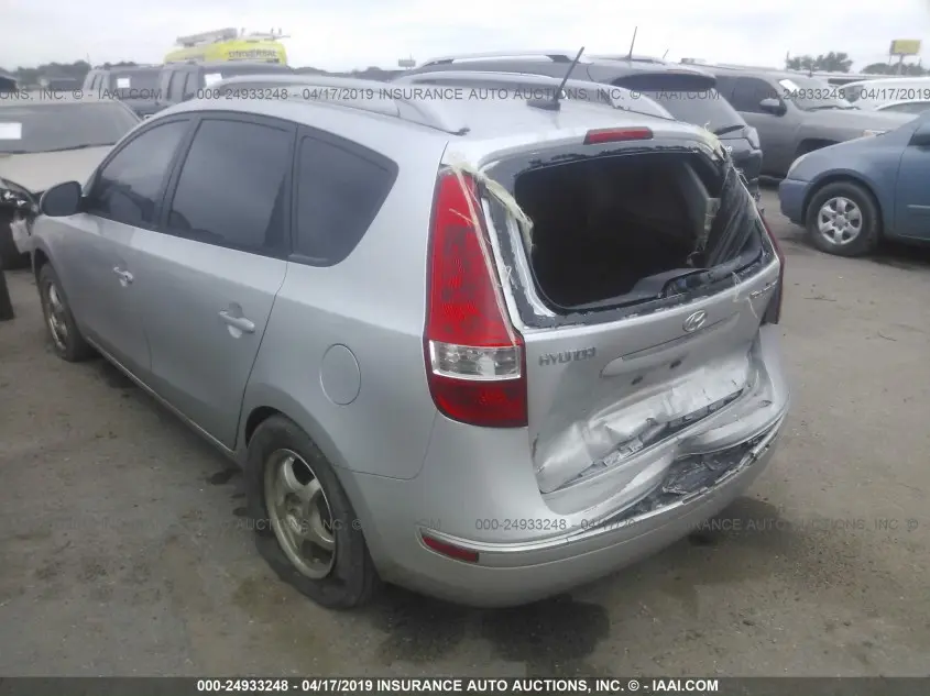 2011 HYUNDAI ELANTRA TOURING GLS