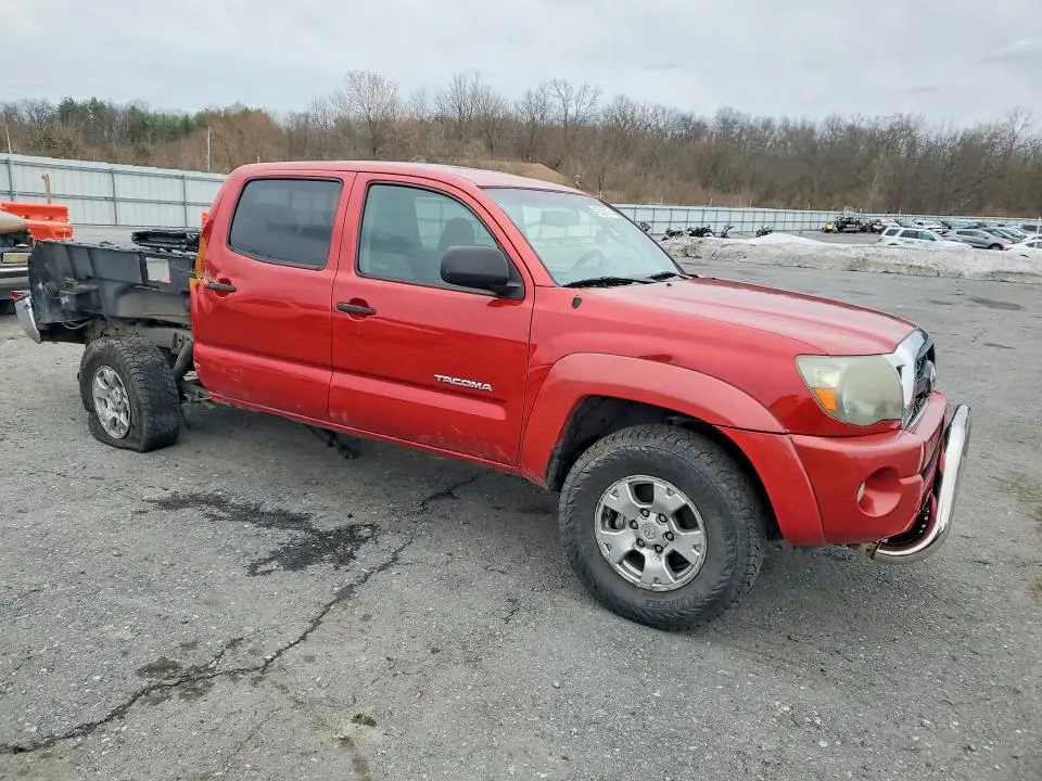 2011 TOYOTA TACOMA V6  