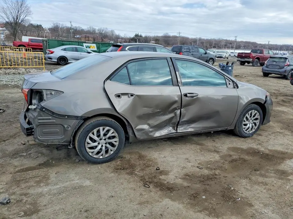 2019 TOYOTA COROLLA LE  