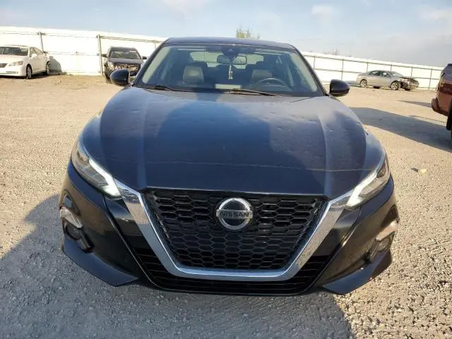 2019 NISSAN ALTIMA SV