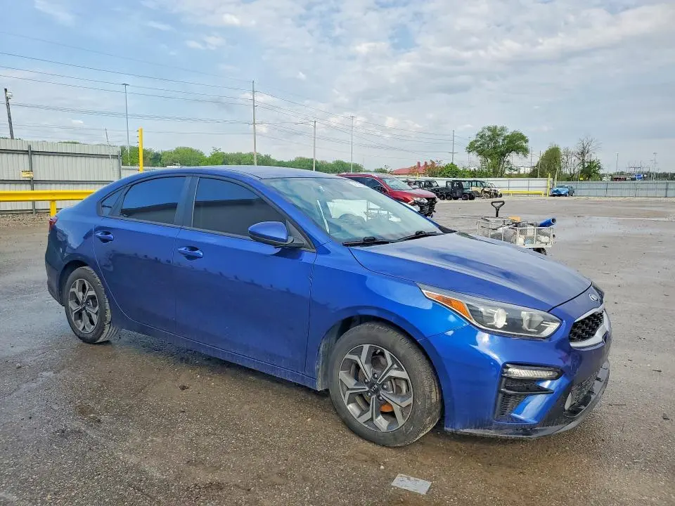 2019 KIA FORTE LXS  