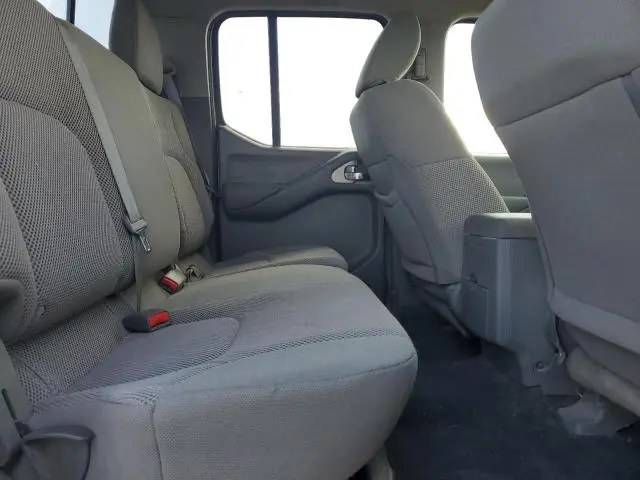 2019 NISSAN FRONTIER S  