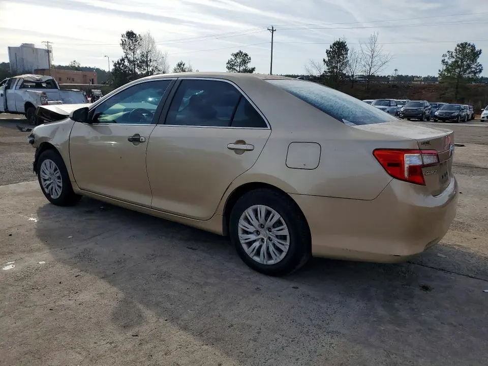 2012 TOYOTA CAMRY L  