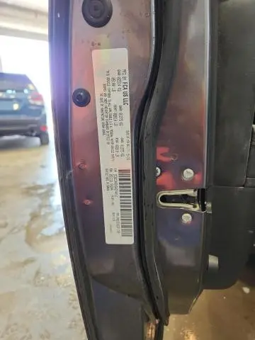 2016 CHRYSLER 300 LIMITED  